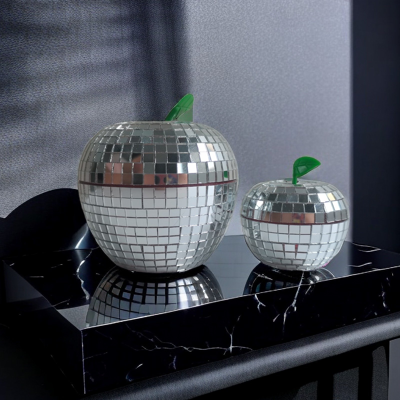 Disco box apple shape - Image 4
