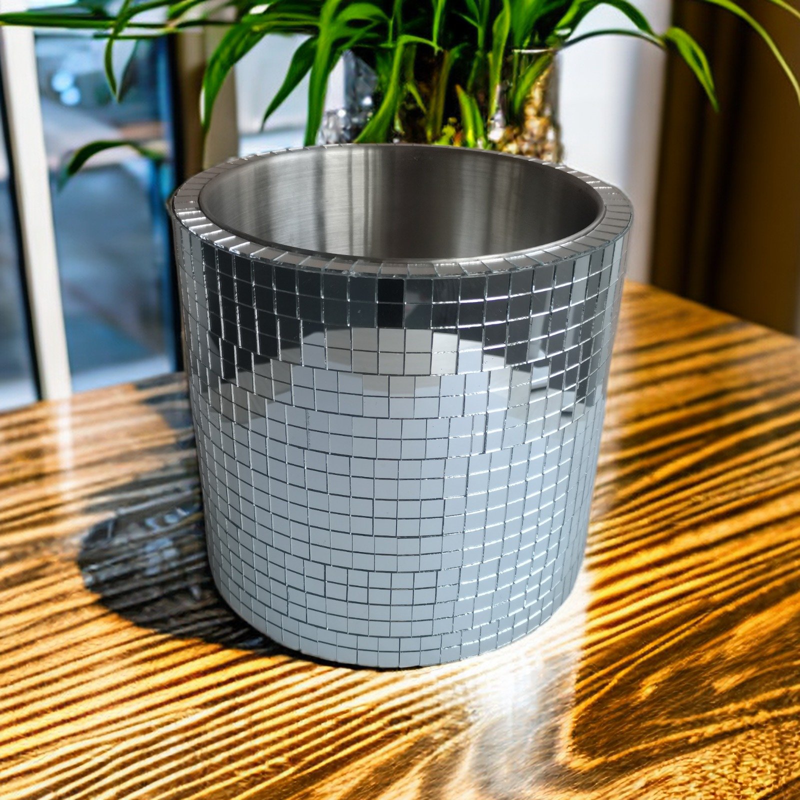 Large Disco Ice Bucket - Image 9