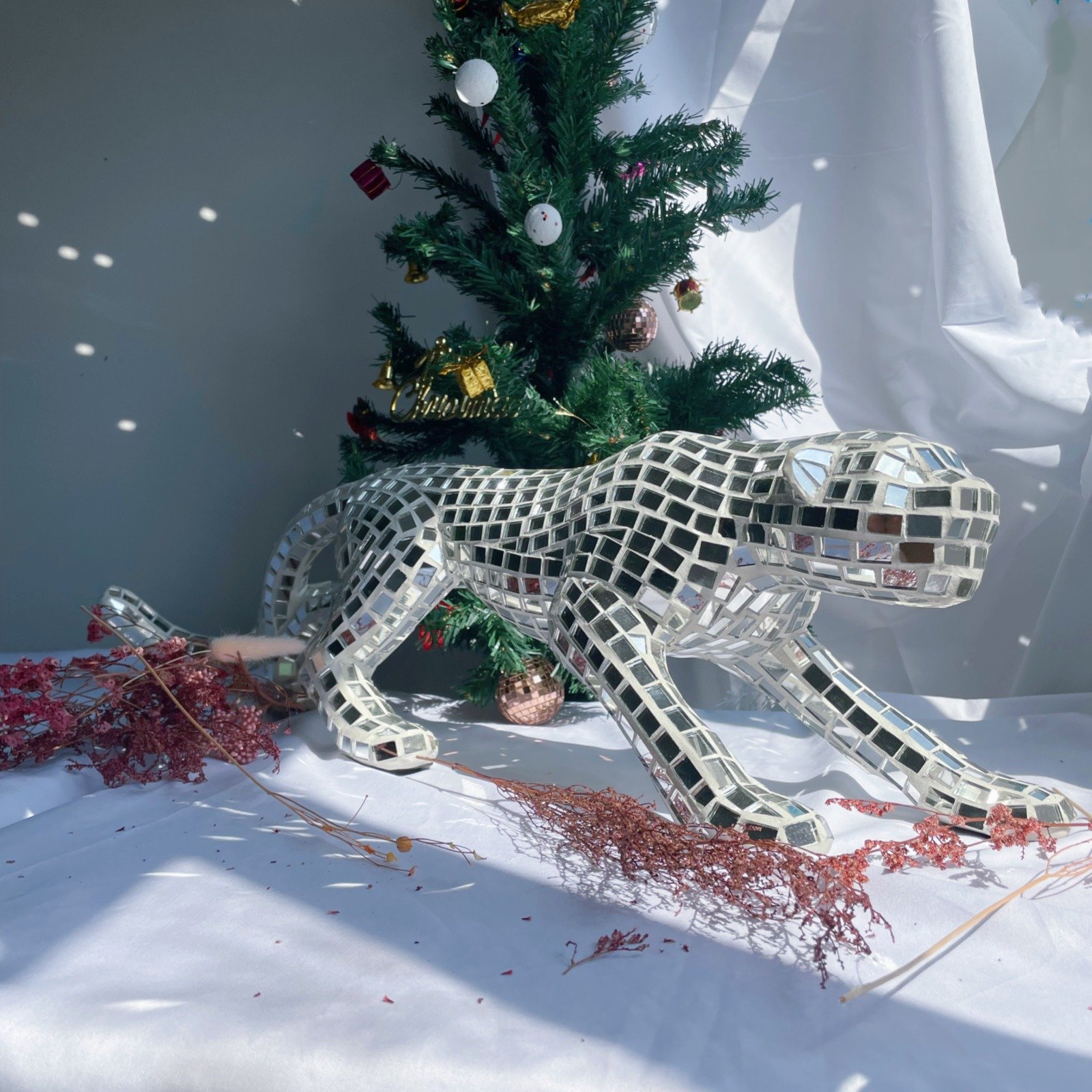 Disco Leopard - Image 7