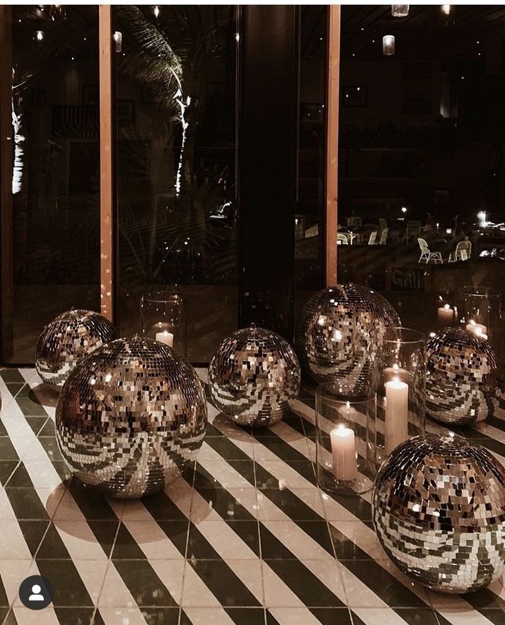 8inch 20cm disco mirror ball light effect for wedding - Image 2